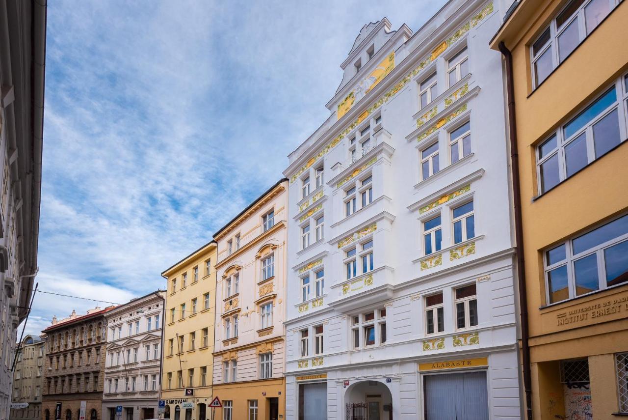 Bright Downtown Studio Prague Luaran gambar